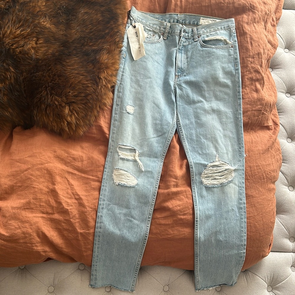 RAG & BONE STRAIGHT STRAIGHT LEG JEANS size 28